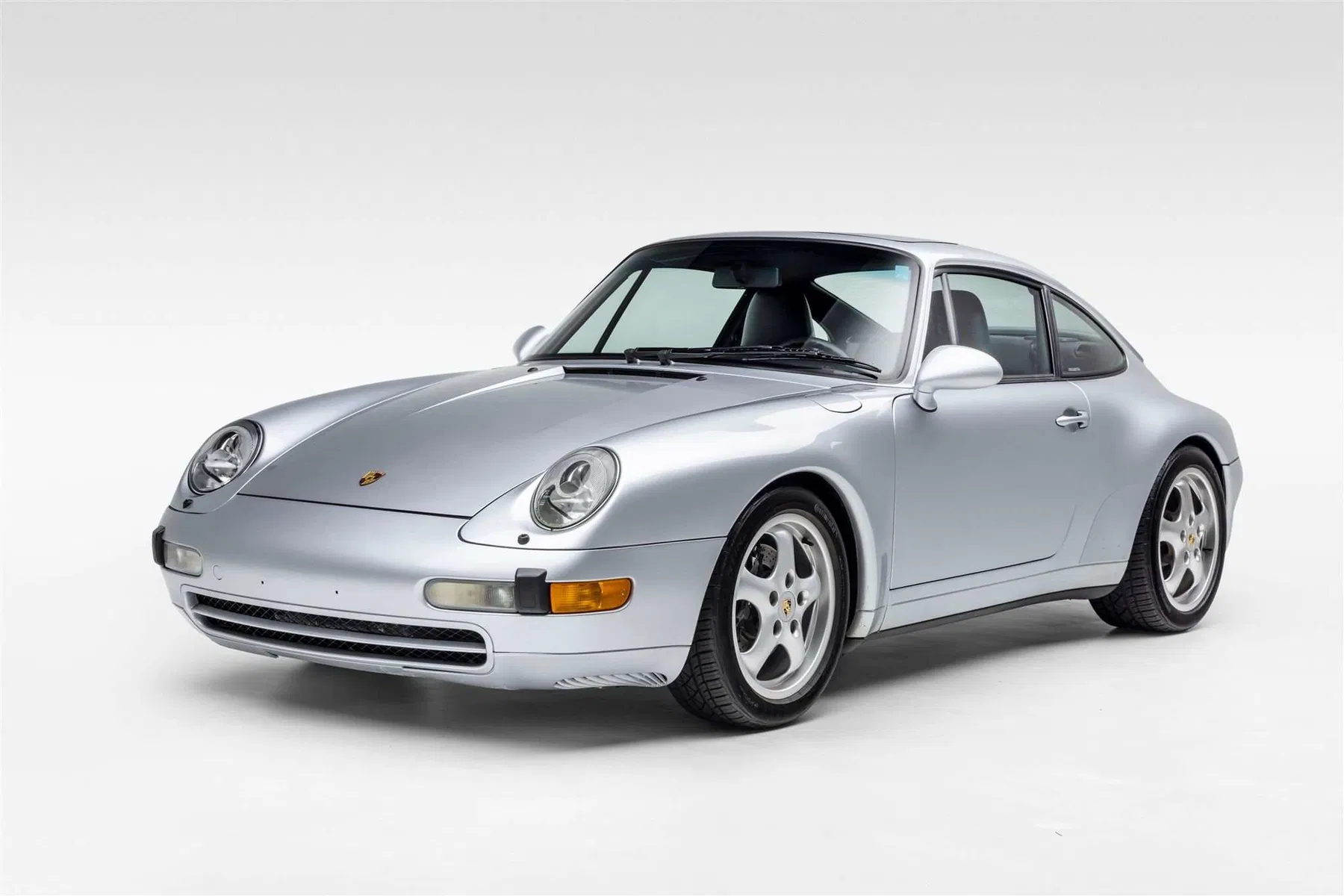 Porsche 911 993, the last of the air-cooled 911s and an icon of the 1990s